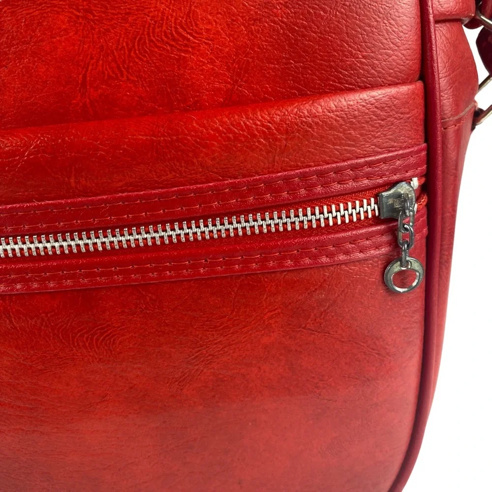 Vintage International Travelware Carry On Luggage Bag with Adjustable St… - Picture 14 of 15